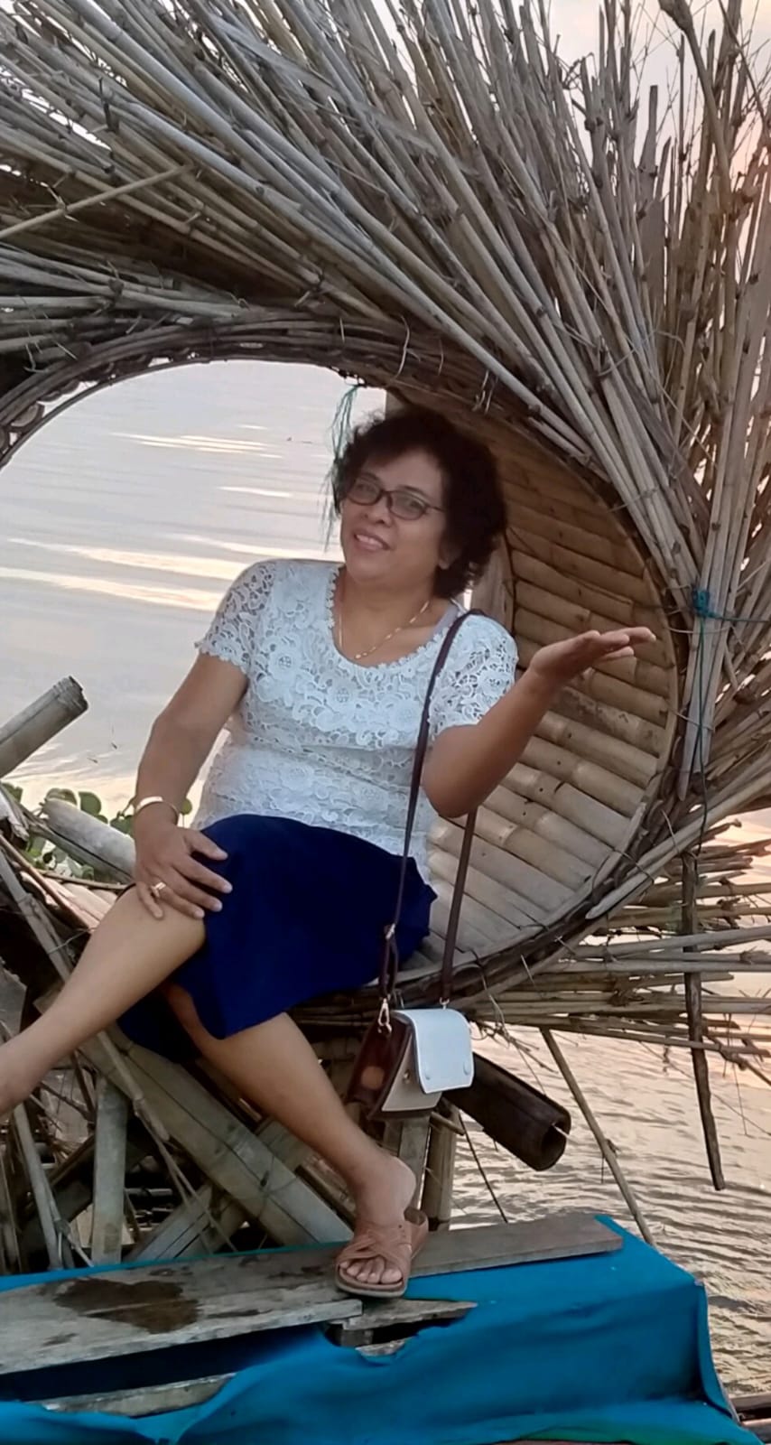 Dra. Al. Lestariningsih